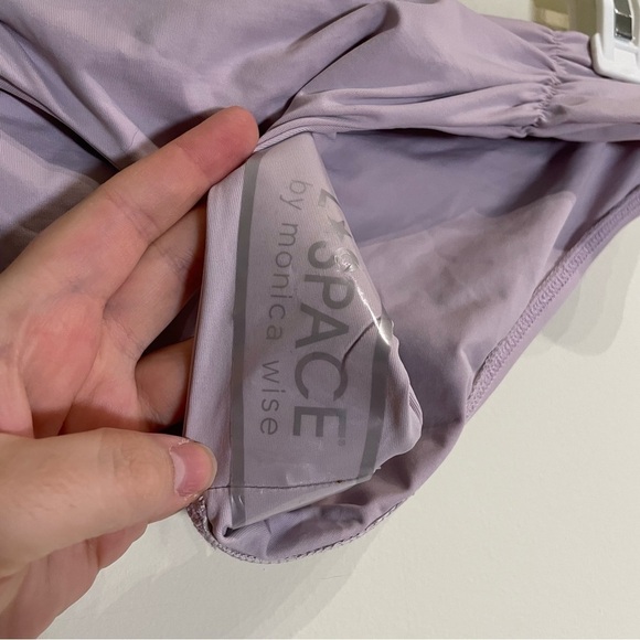 L*Space NWOT Monique Ruched Bikini Bottom in Ice (lilac) Size Medium - Picture 7 of 9